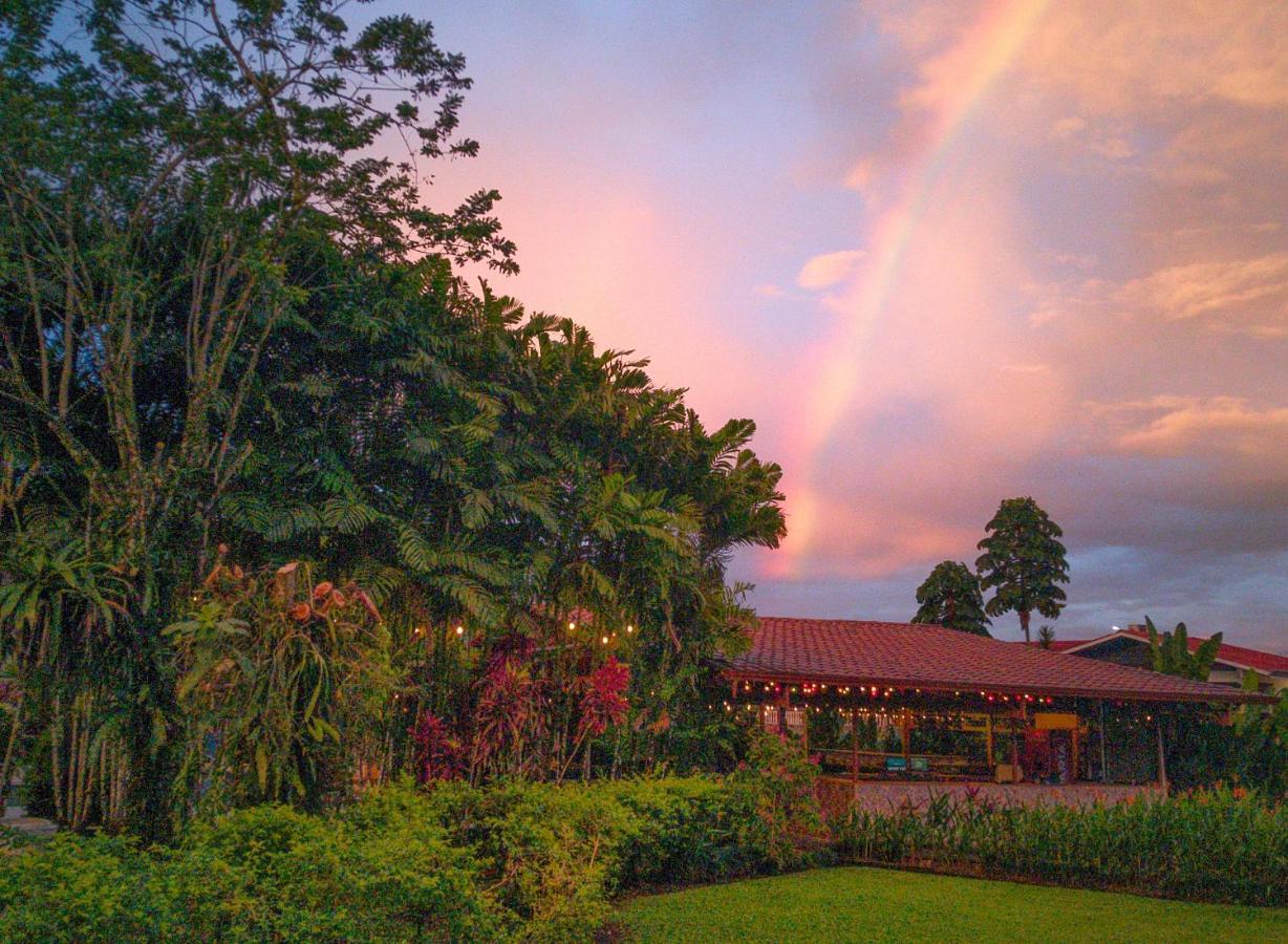 Arenal Secret Gardens Hotel La Fortuna Exterior photo